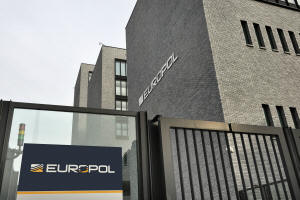 http://www.euractiv.com/wp-content/uploads/sites/2/2015/01/europol.jpeg
